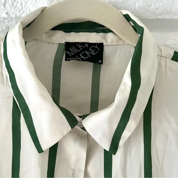 Elegant Milk & Honey Striped Button Down Blouse Puffy Sleeves - Picture 4 of 9